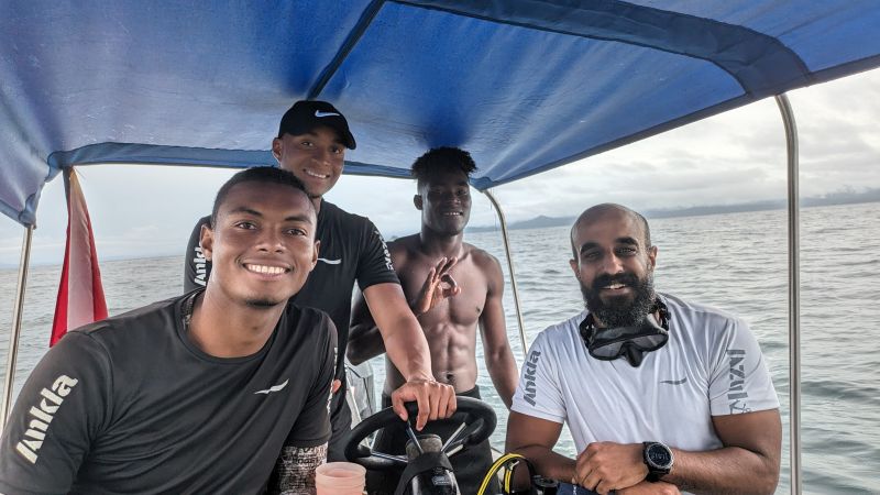 Professional diving Team in Bahia Solano