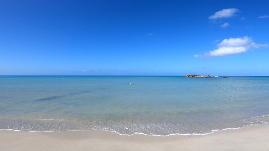 Caribbean feeling with white Sand beaches